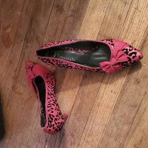 Pink Leppard print heels